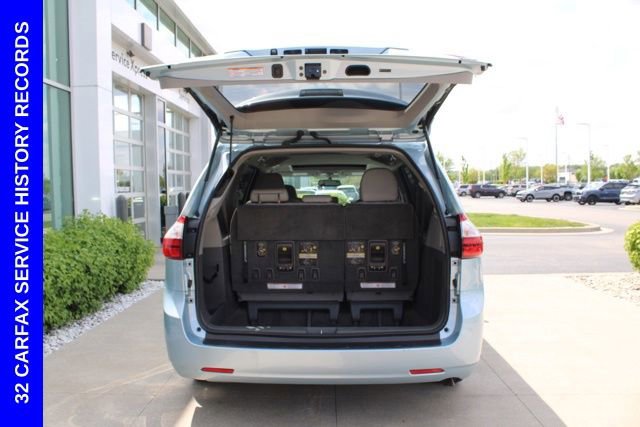 Used 2015 Toyota Sienna XLE FWD image 8