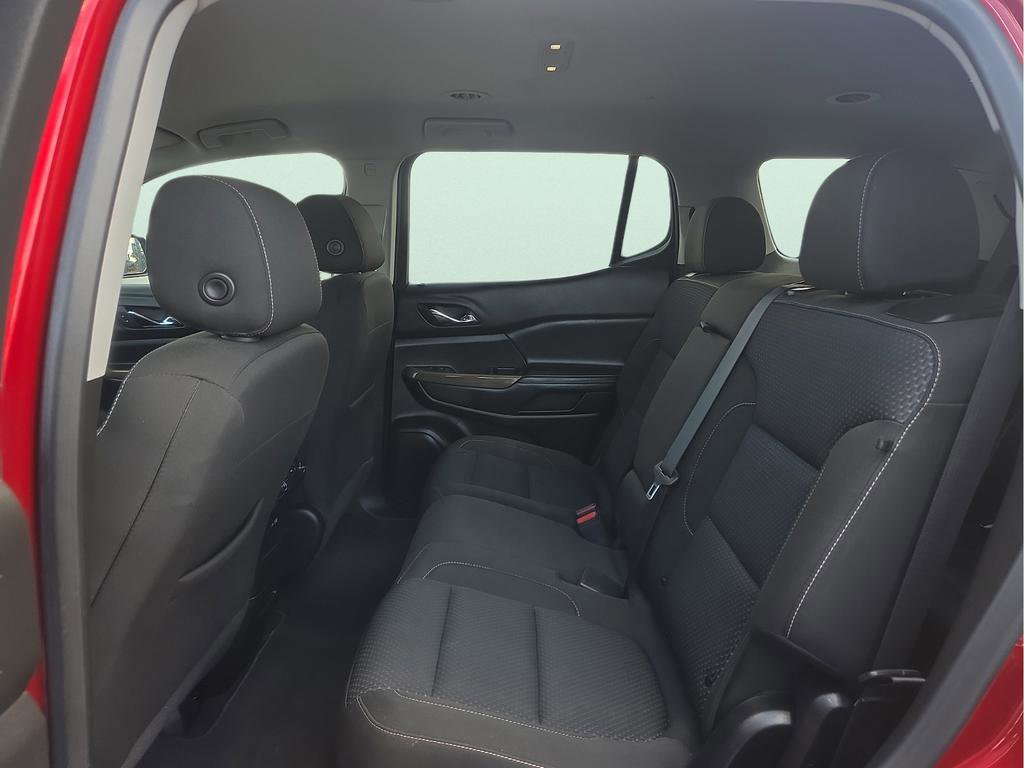 Used 2023 GMC Acadia SLE w/ Elevation Edition FWD image 11