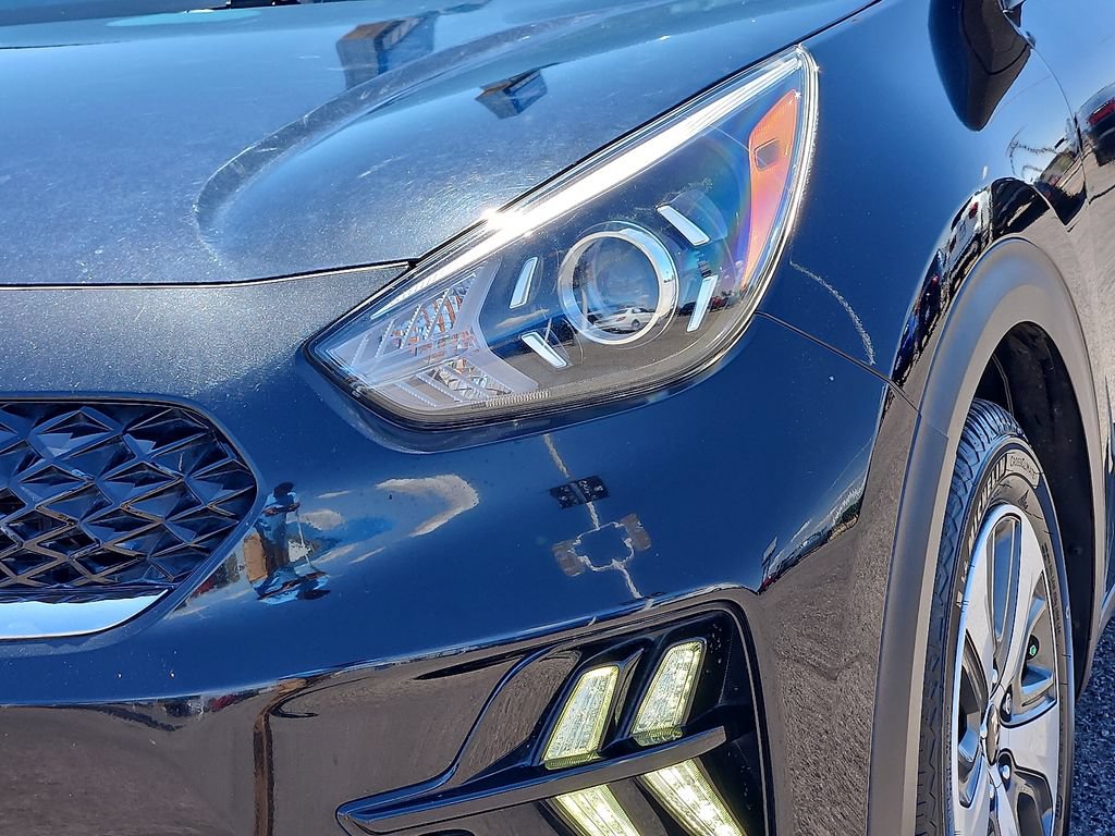 Used 2020 Kia Niro LX FWD image 7