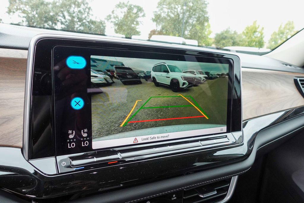 New 2026 Volkswagen Atlas SE image 22