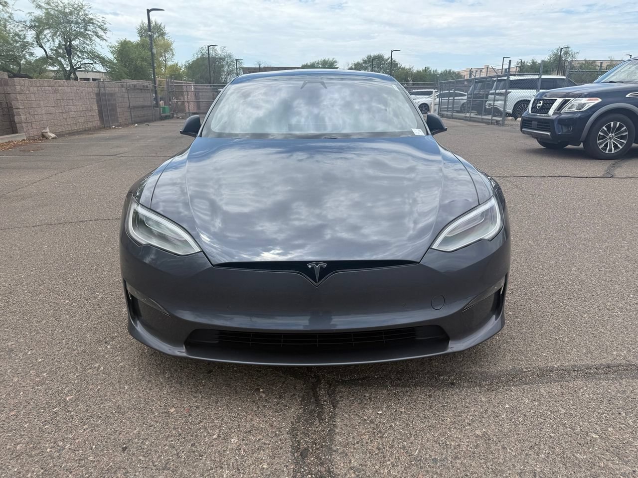 Used 2022 Tesla Model S Plaid AWD/4WD image 2