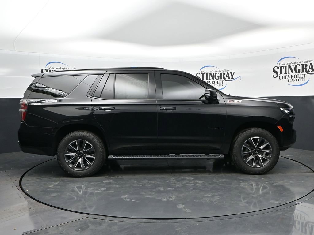 Used 2023 Chevrolet Tahoe Z71 w/ Luxury Package AWD/4WD image 8