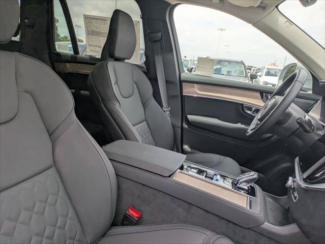 New 2026 Volvo XC90 B6 Plus w/ Protection Package Premier AWD/4WD image 14