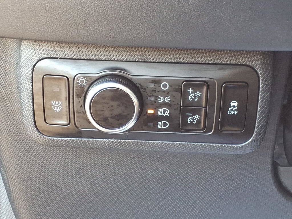 Used 2023 Ford Mustang Mach-E Select RWD image 14