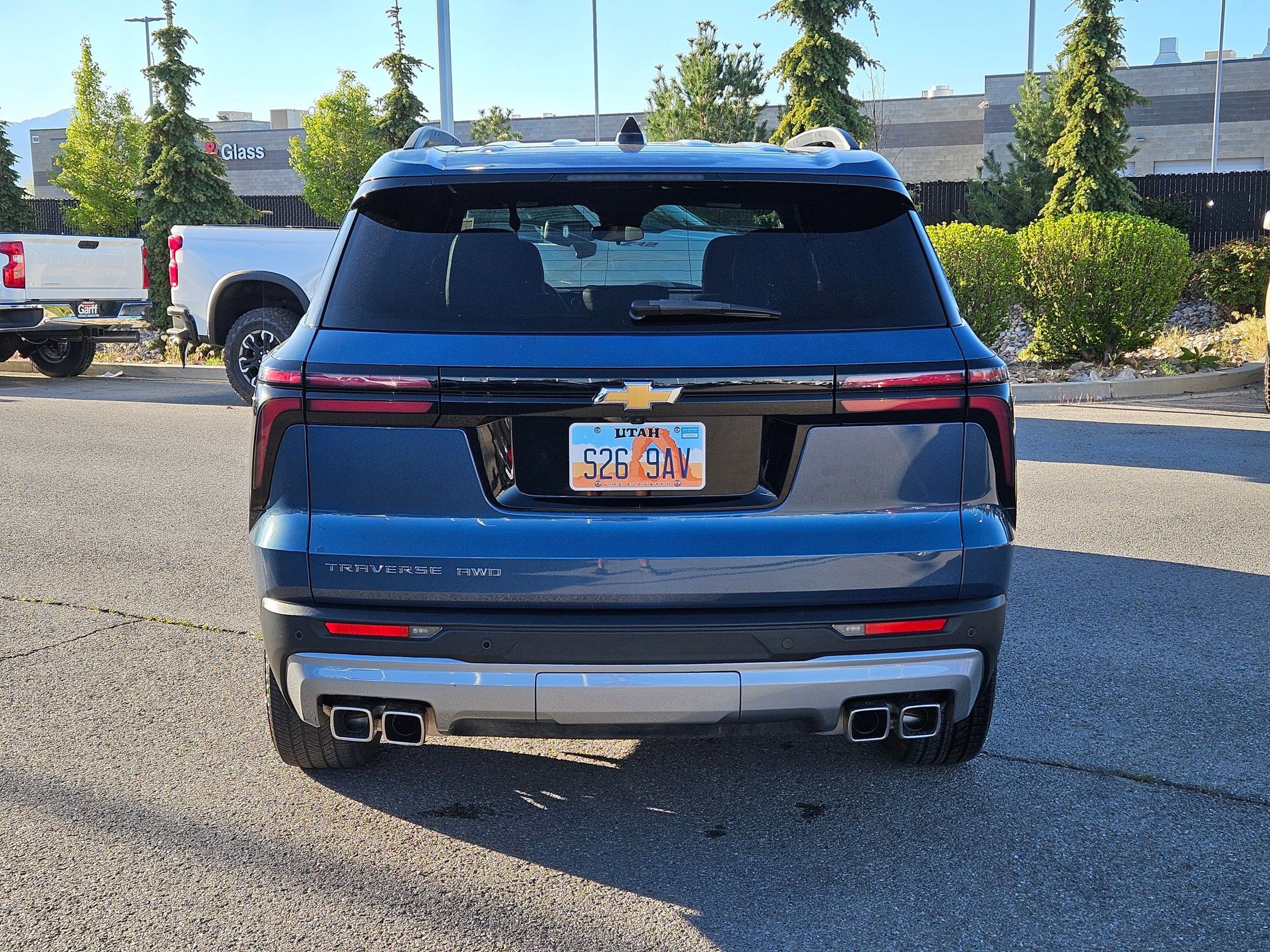 Used 2025 Chevrolet Traverse LT AWD/4WD image 4
