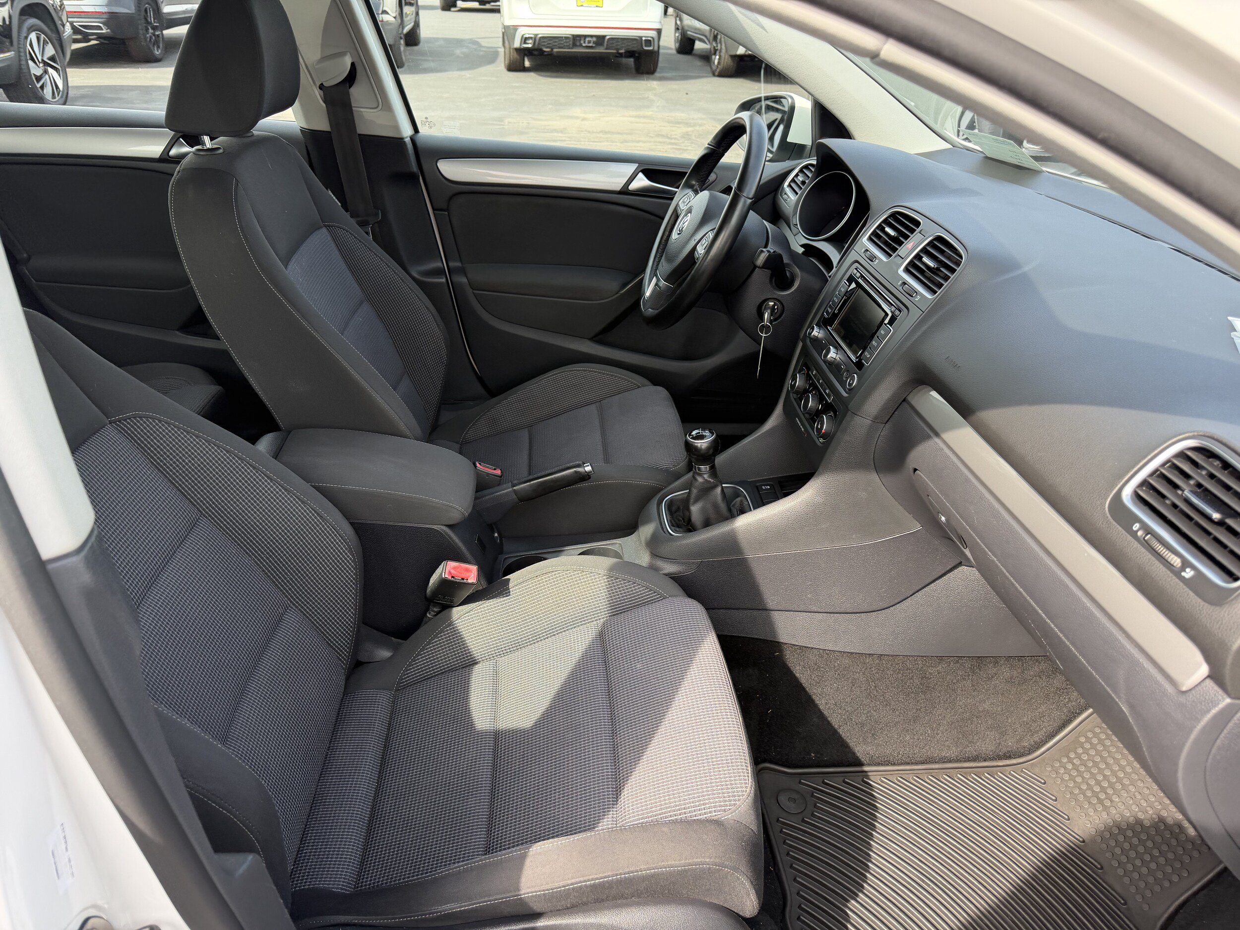 Used 2012 Volkswagen Golf TDI FWD image 33