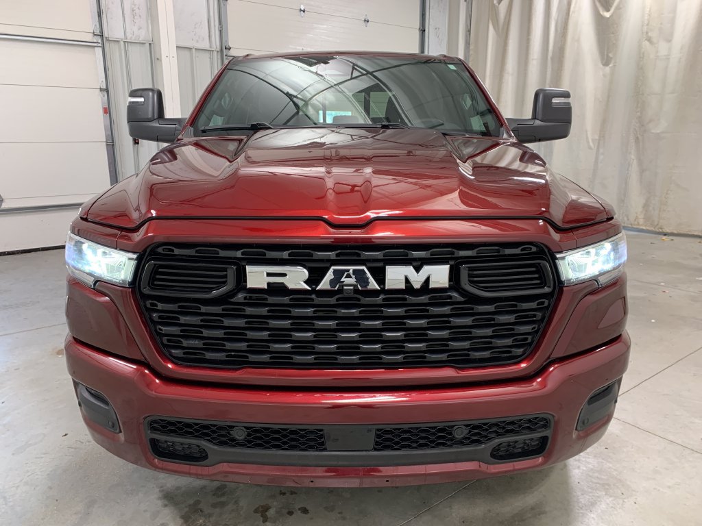 Used 2025 RAM 1500 Big Horn AWD/4WD image 15