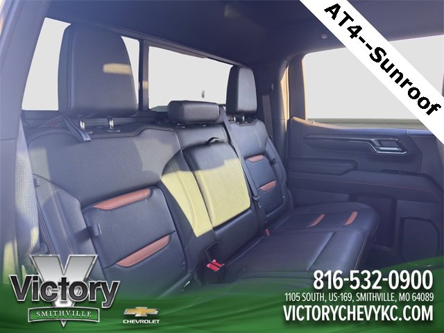 Used 2022 GMC Sierra 1500 AT4 w/ AT4 Preferred Package image 18