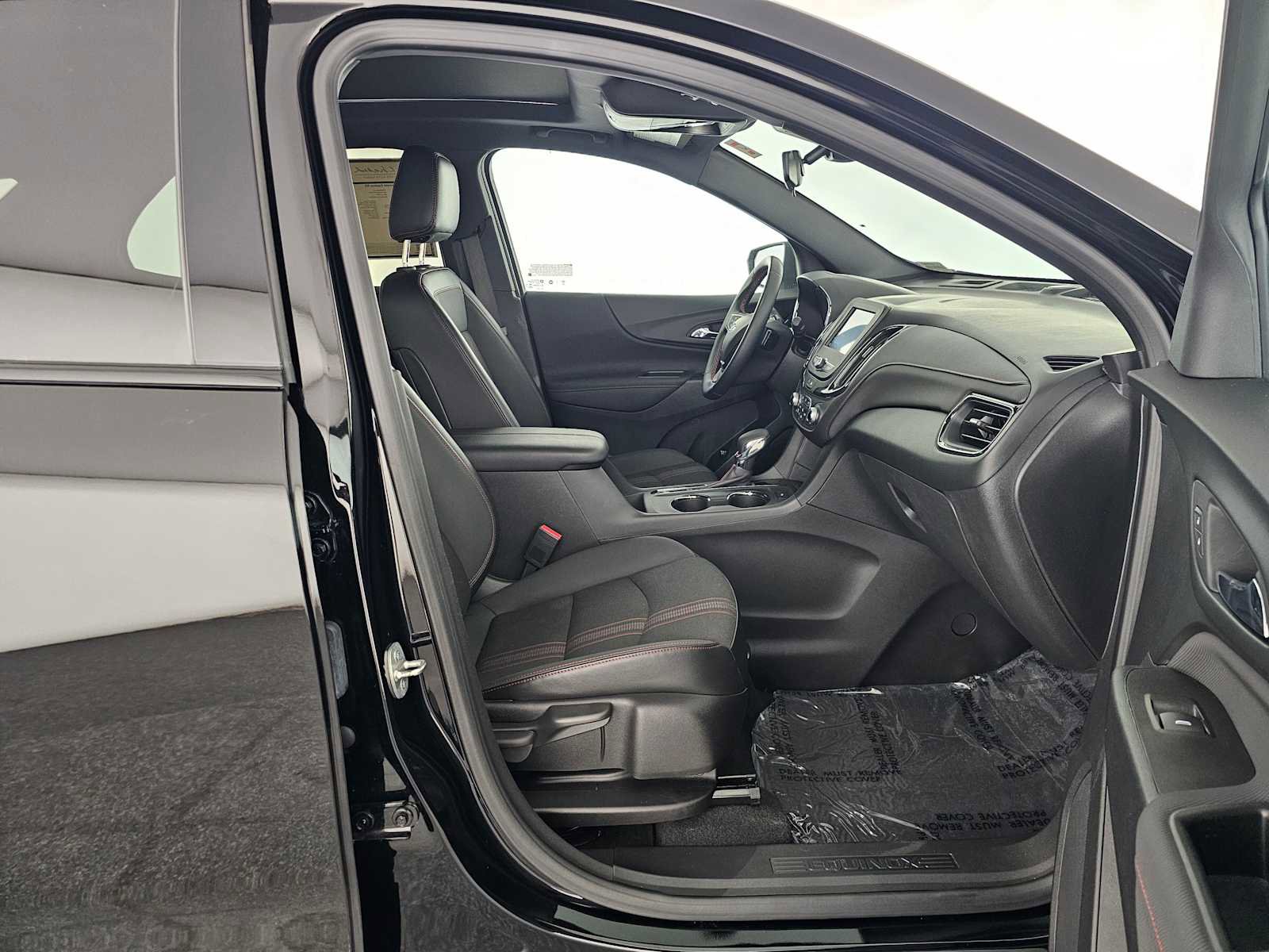 Used 2023 Chevrolet Equinox RS image 10