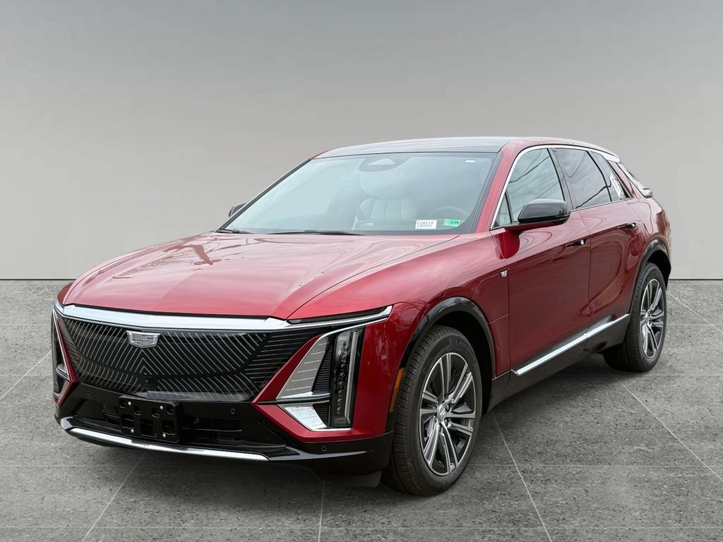 Used 2026 Cadillac Lyriq Luxury w/ LPO, Floor Liner Package