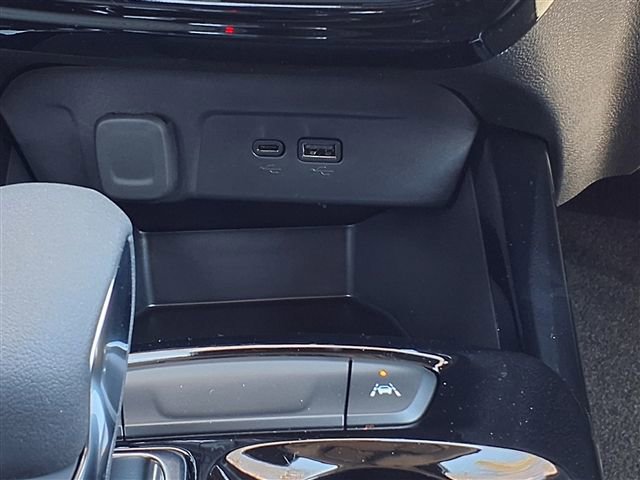 New 2026 Chevrolet Trax LT w/ LT Convenience Package FWD image 10