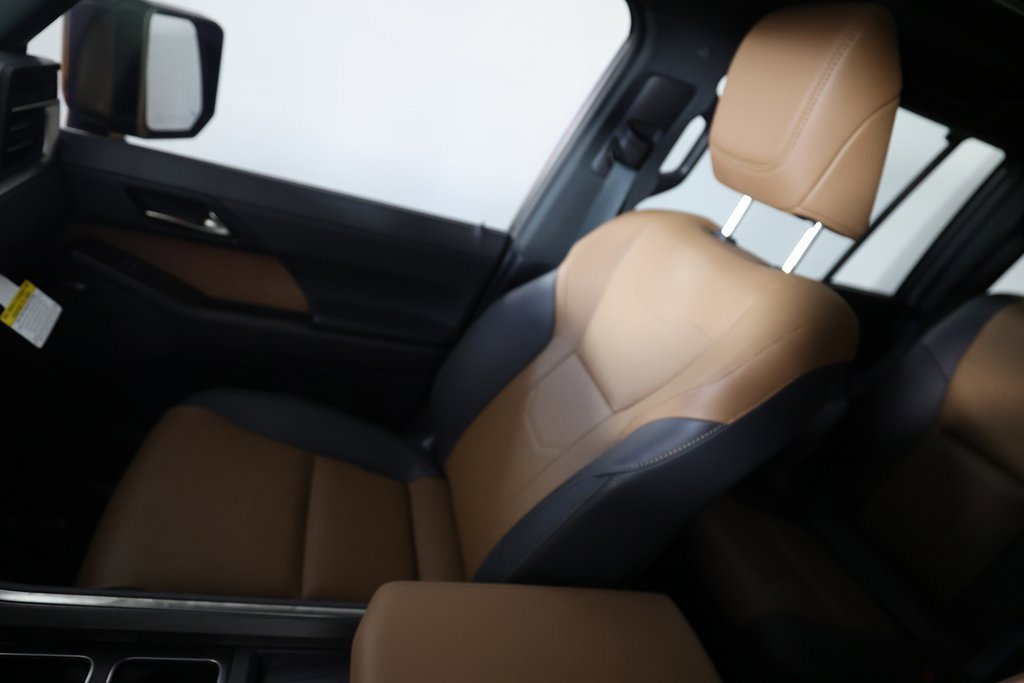 Used 2025 Lexus GX 550 image 42