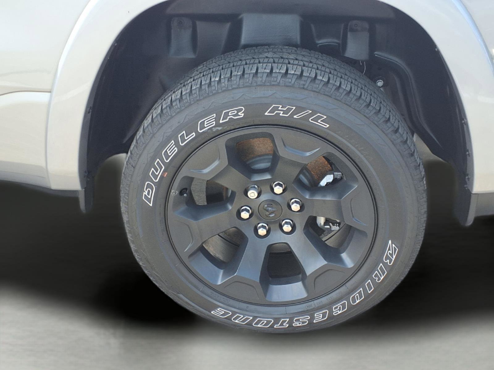 Used 2025 RAM 1500 Lone Star image 9