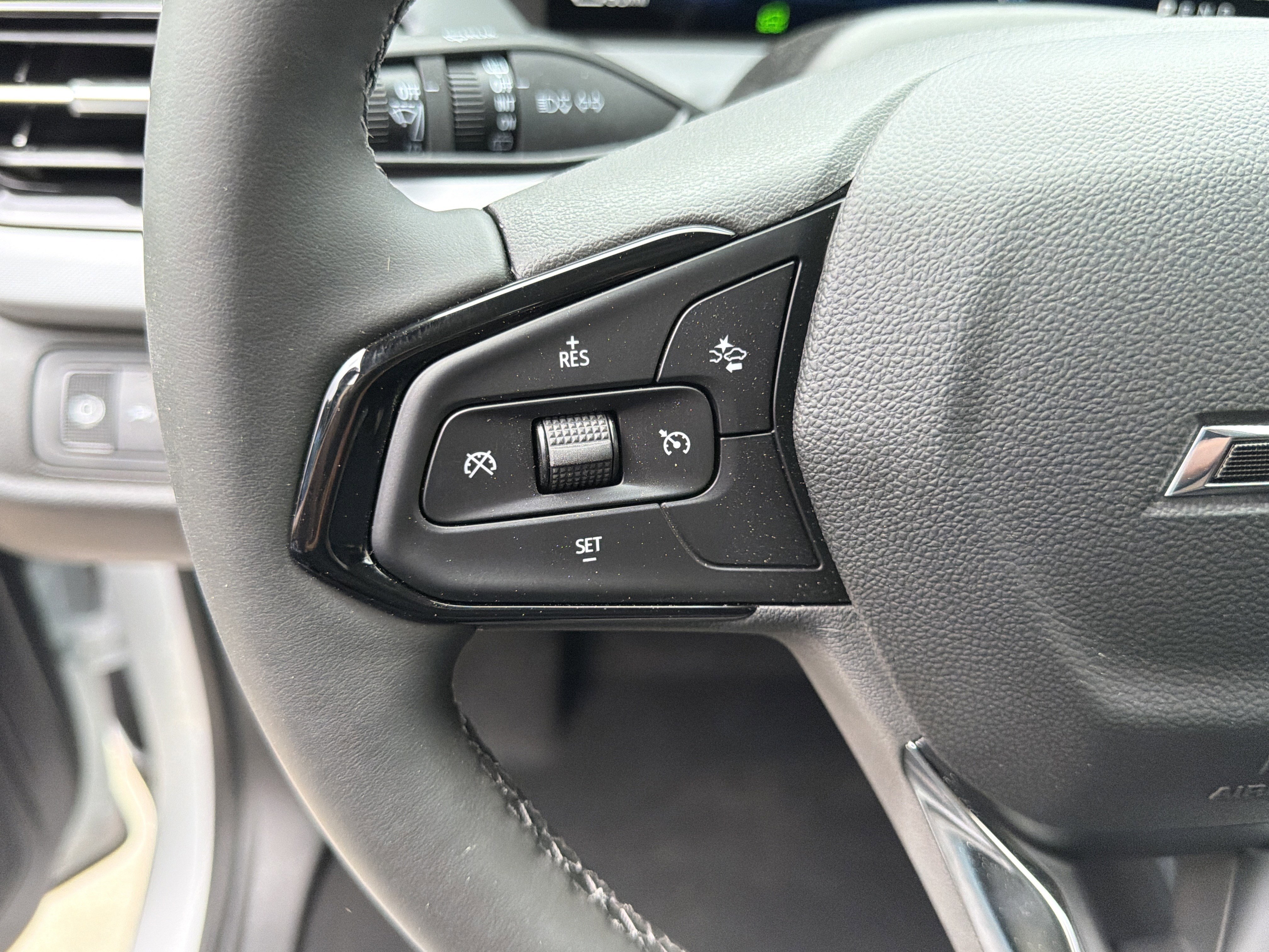 New 2027 Chevrolet Bolt LT image 24