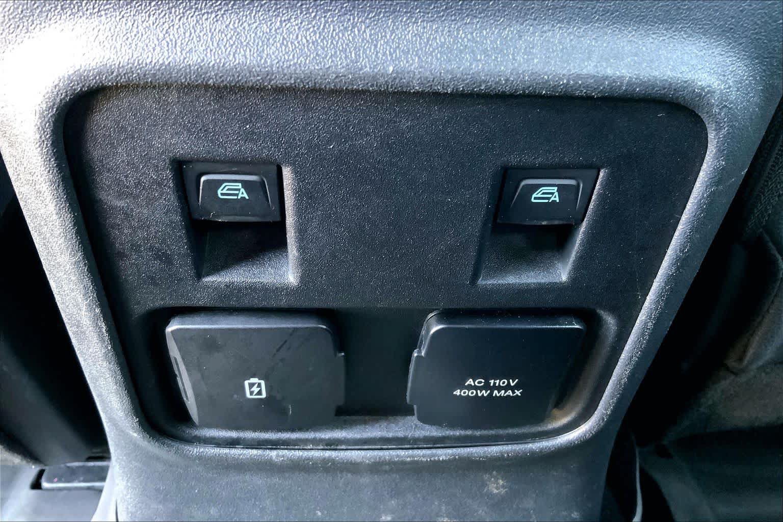 Used 2023 Ford Bronco Wildtrak AWD/4WD image 36