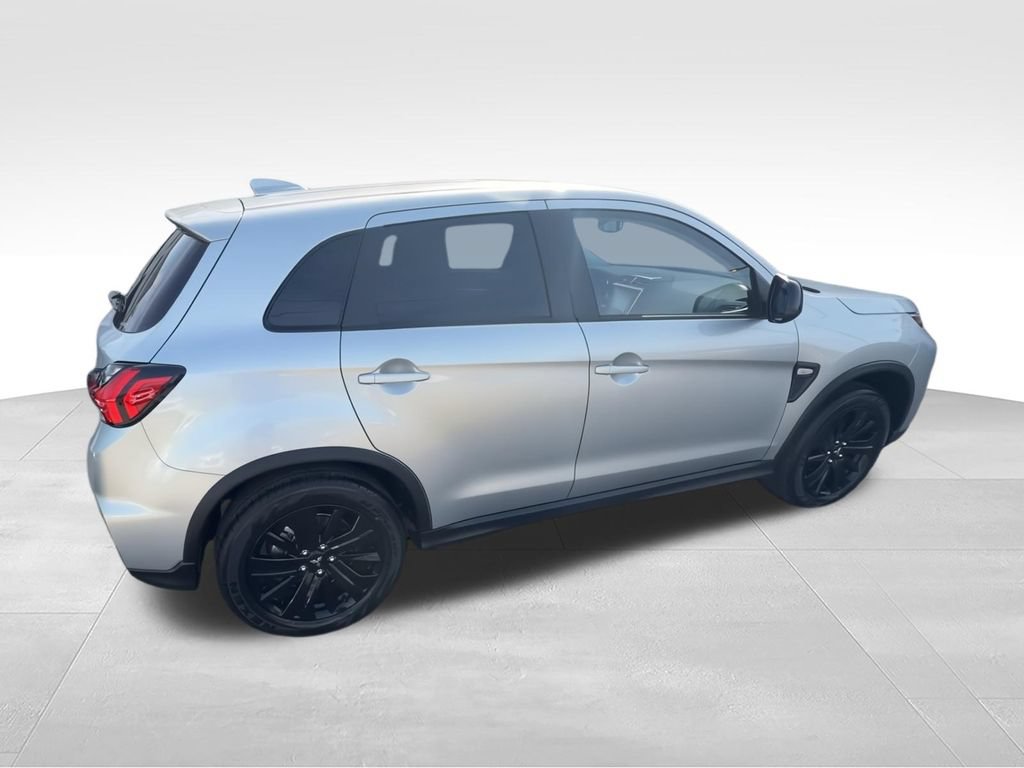 New 2026 Mitsubishi Outlander Sport LE AWD/4WD image 9
