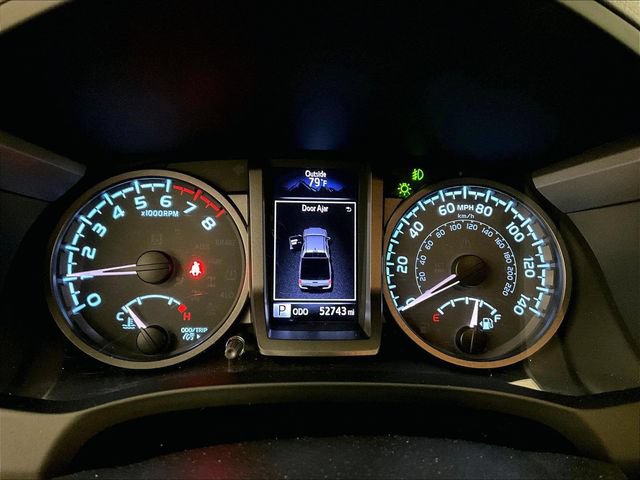 Used 2019 Toyota Tacoma TRD Sport AWD/4WD image 19