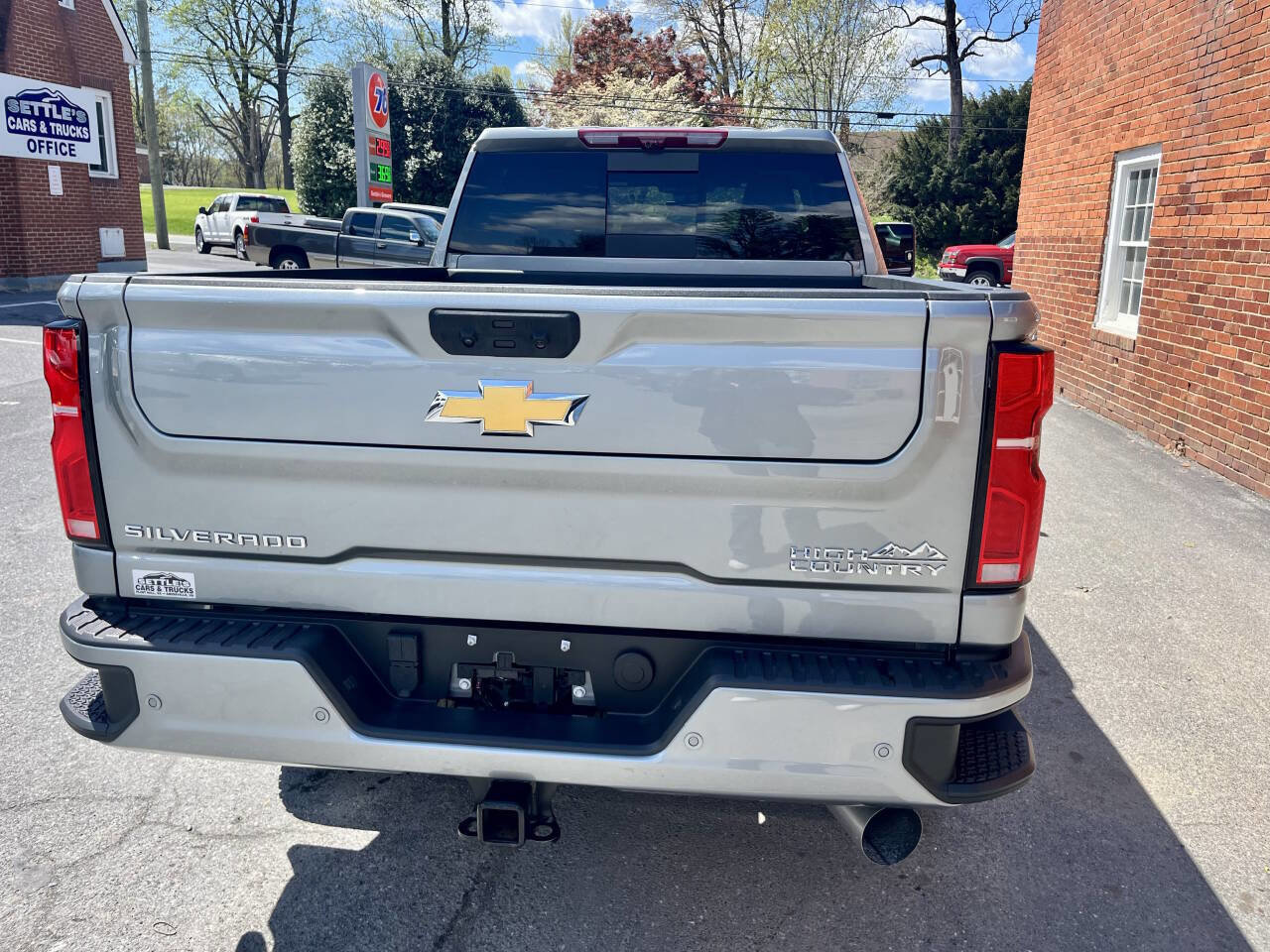 Used 2024 Chevrolet Silverado 2500 High Country w/ High Country Premium Package image 6