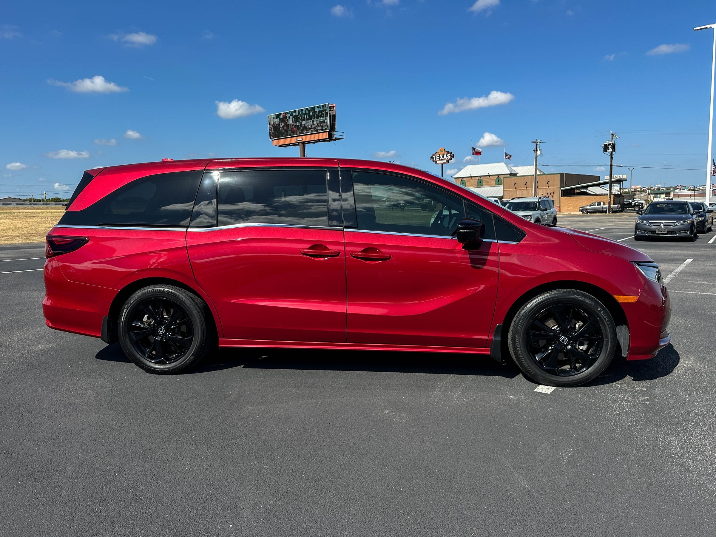 Certified 2024 Honda Odyssey Sport image 5