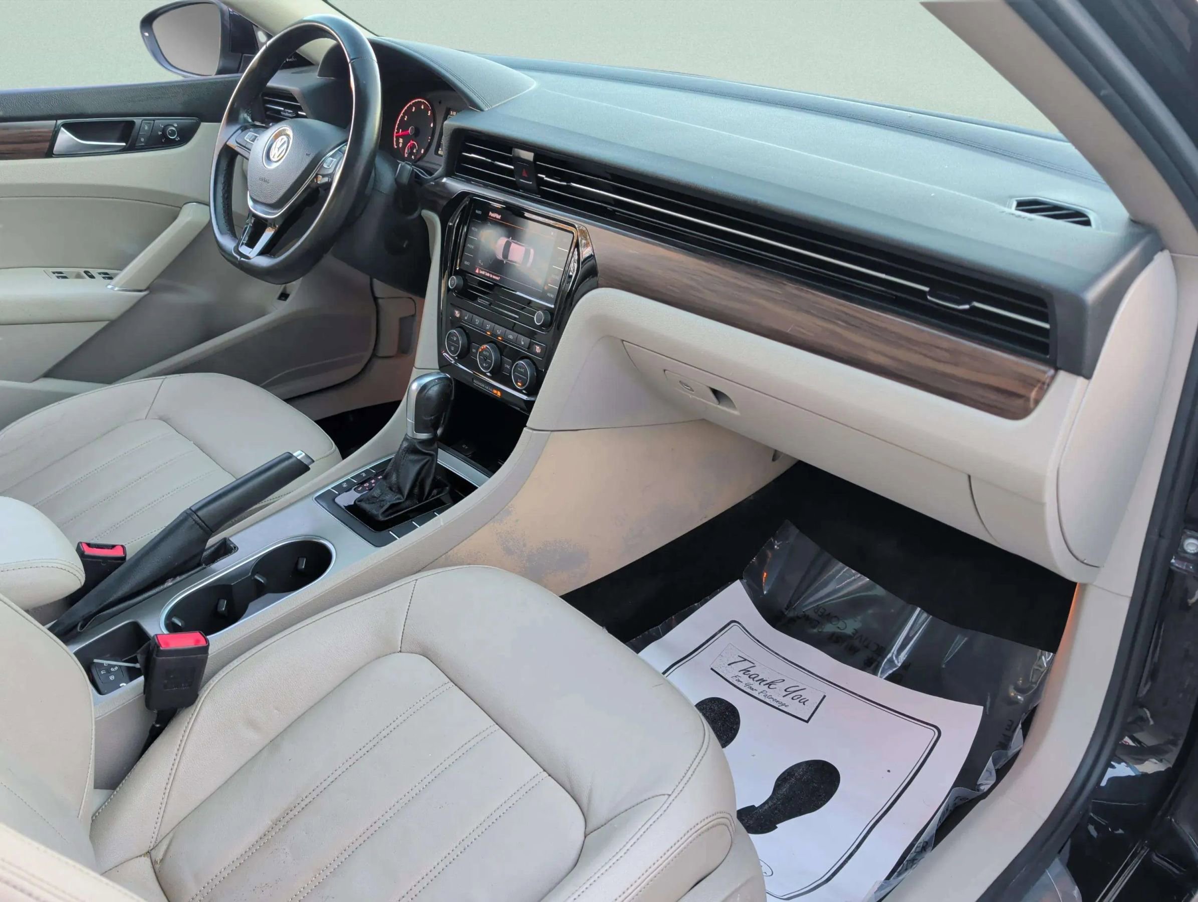 Used 2020 Volkswagen Passat 2.0T SEL image 35