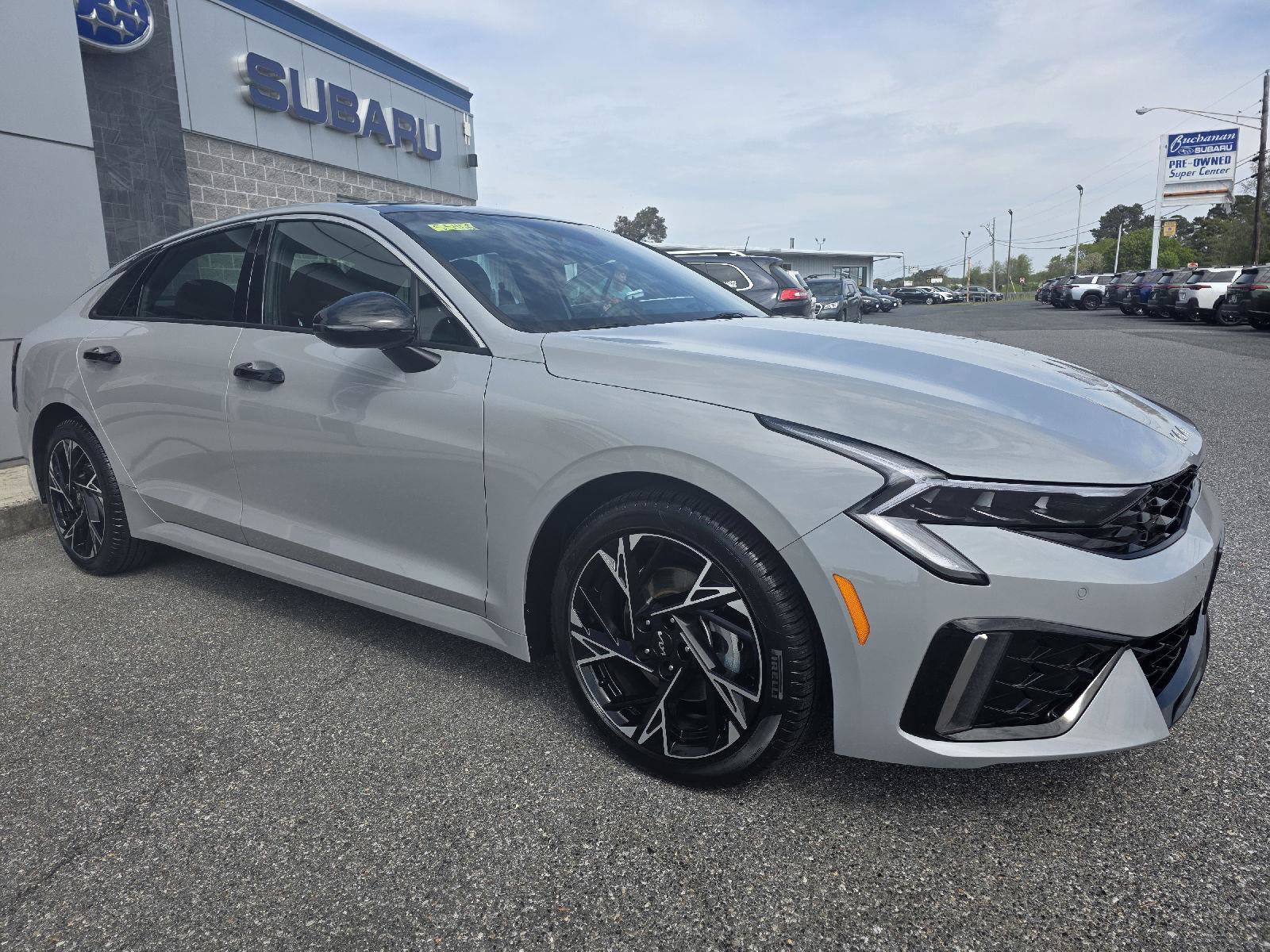 Used 2025 Kia K5 GT-Line w/ GT-Line Premium Package image 3