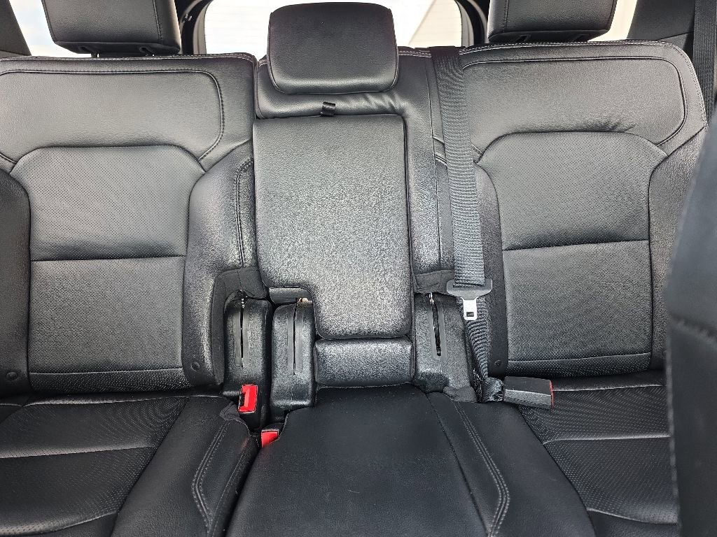 Used 2019 Ford Explorer Limited w/ Class III Trailer Tow Package FWD image 20