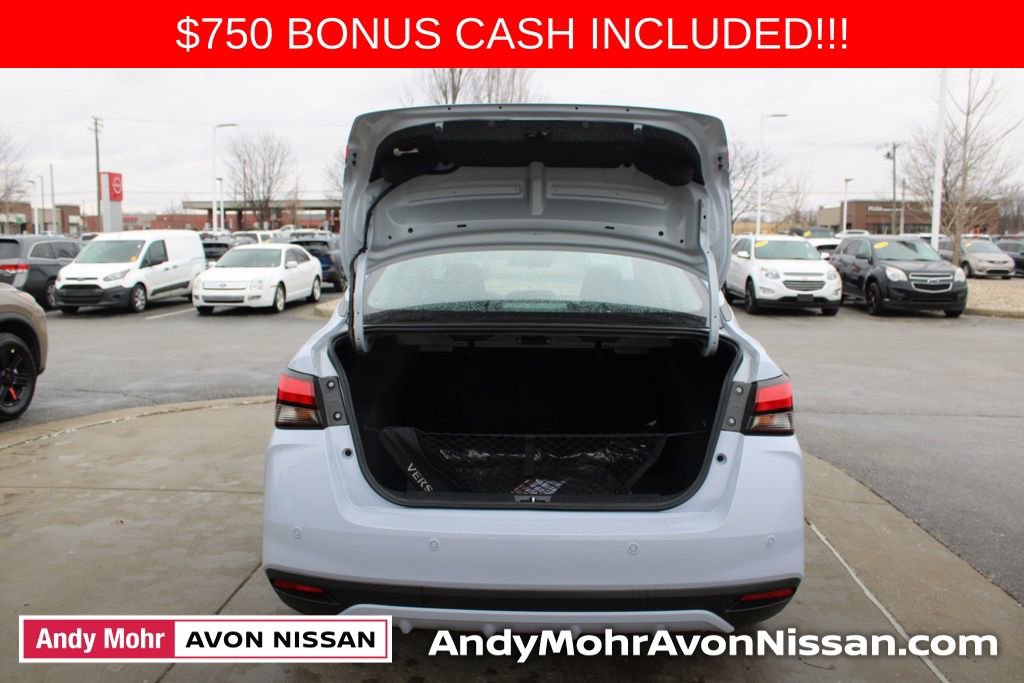 New 2025 Nissan Versa SV w/ Trunk Package image 5