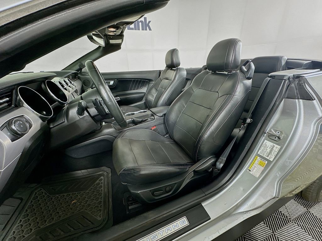 Used 2020 Ford Mustang Premium RWD image 24