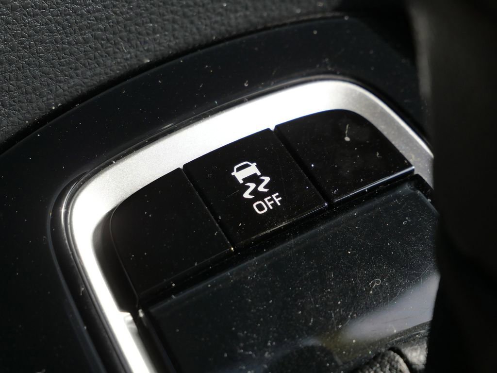 Used 2024 Toyota Corolla LE image 44