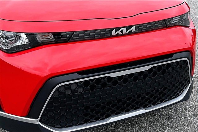 Used 2025 Kia Soul LX image 31