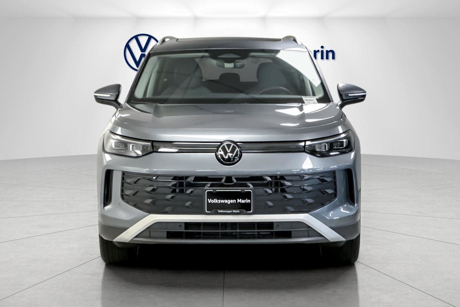 New 2026 Volkswagen Tiguan SE image 8