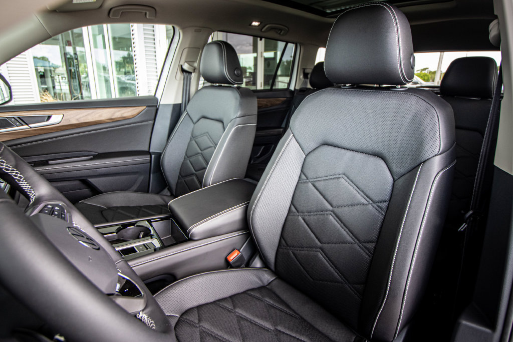 New 2026 Volkswagen Atlas SE FWD image 27