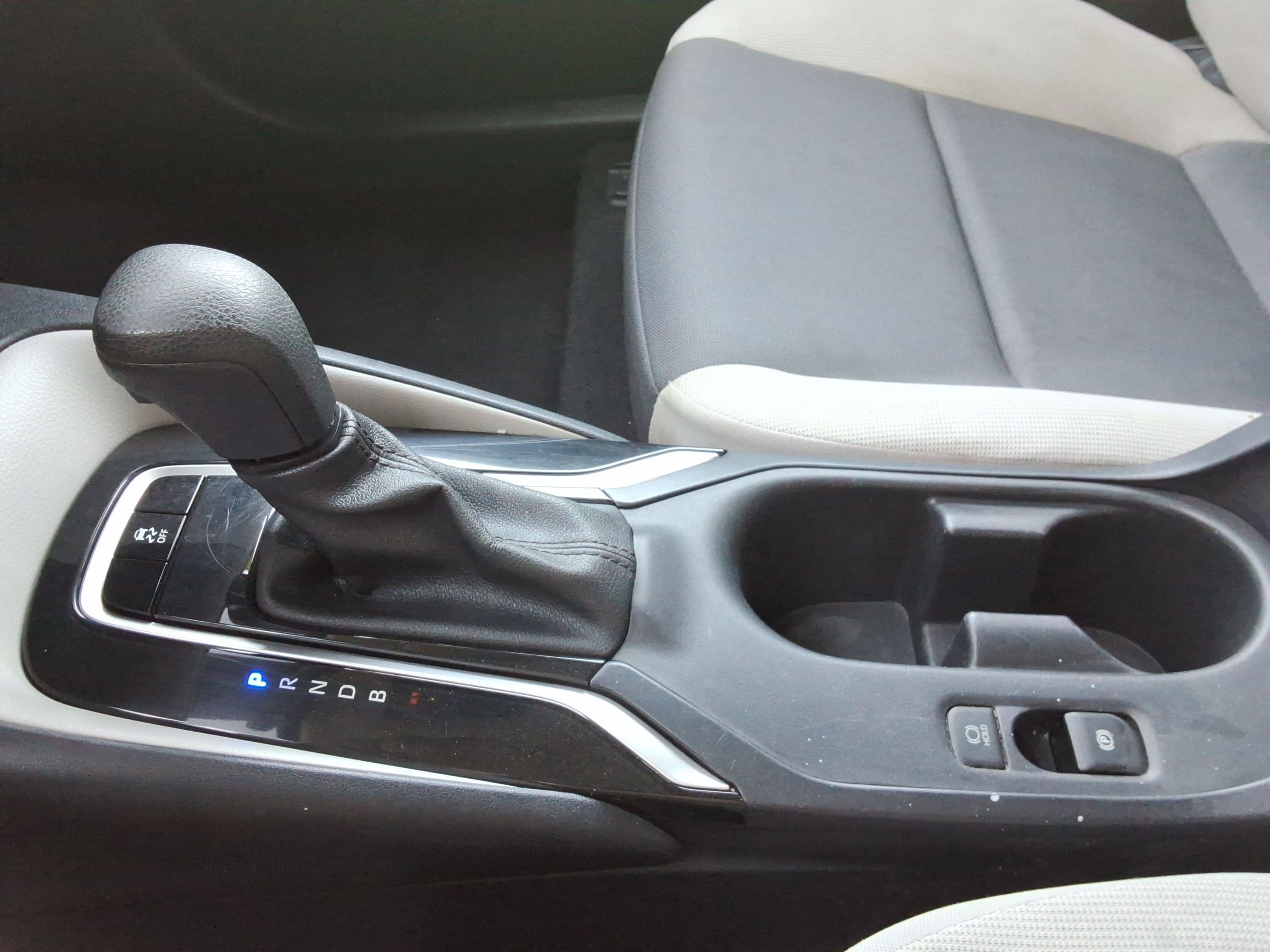 Used 2023 Toyota Corolla LE image 18