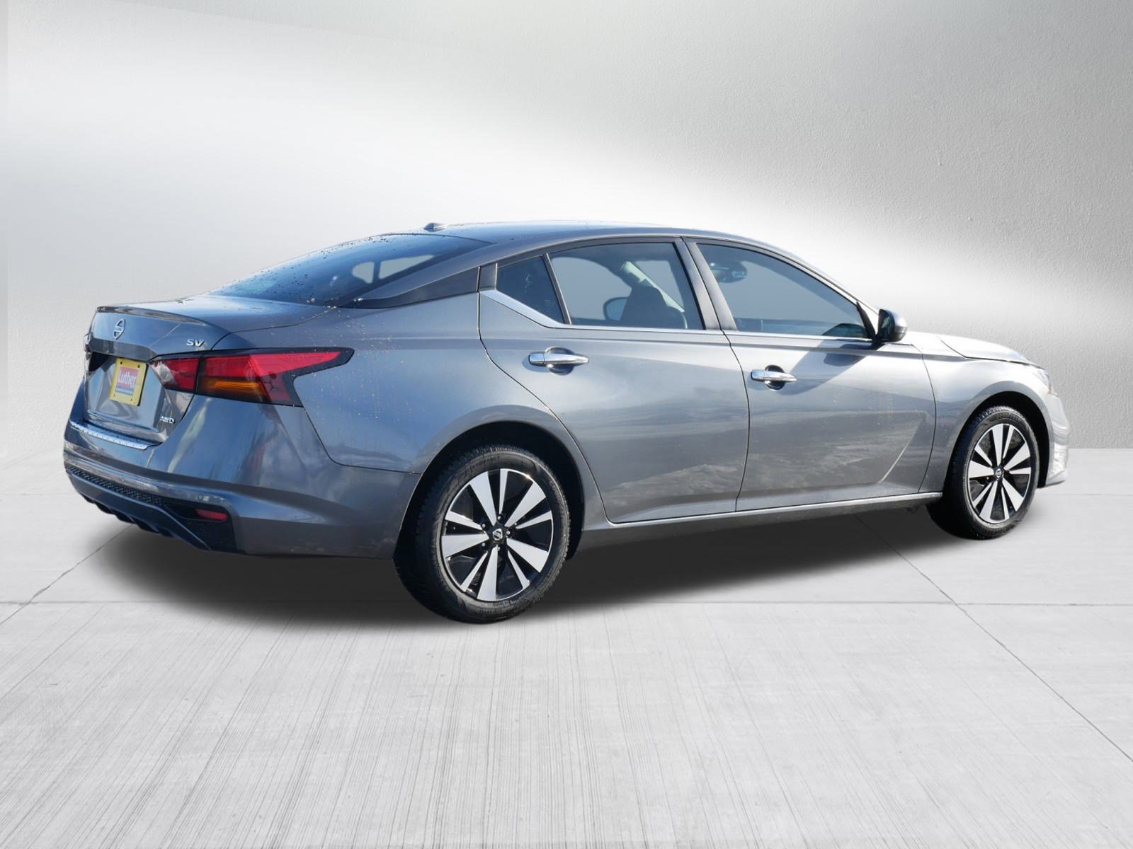 Used 2022 Nissan Altima 2.5 SV image 12