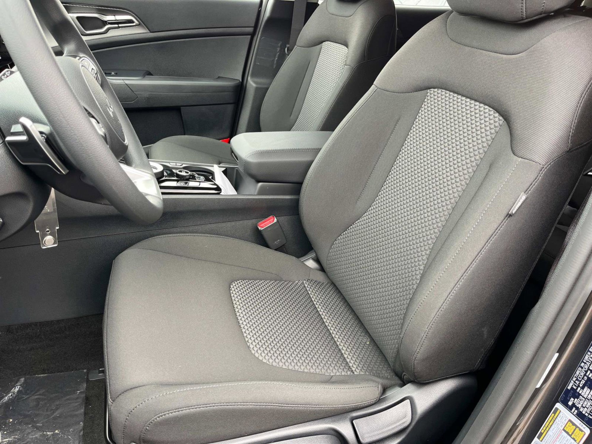 New 2025 Kia Sportage LX image 27