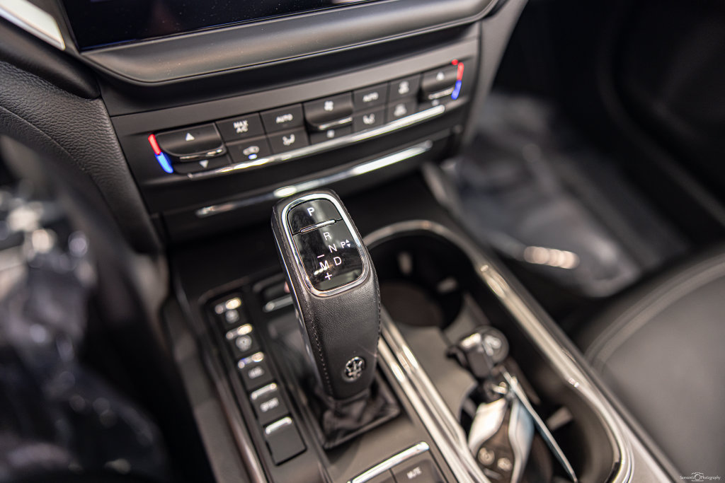 Used 2021 Maserati Ghibli S Q4 AWD/4WD image 29