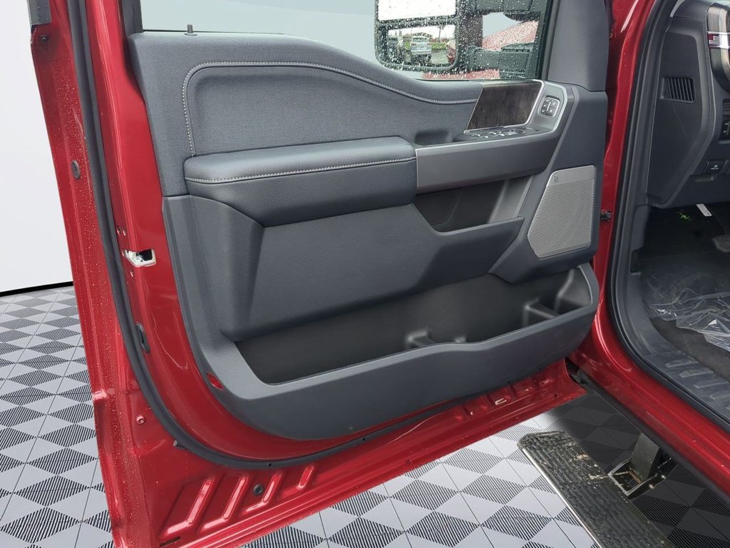 New 2026 Ford F350 Lariat AWD/4WD image 9