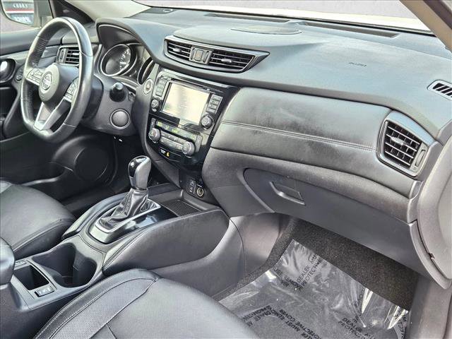 Used 2017 Nissan Rogue SL w/ SL Premium Package image 22