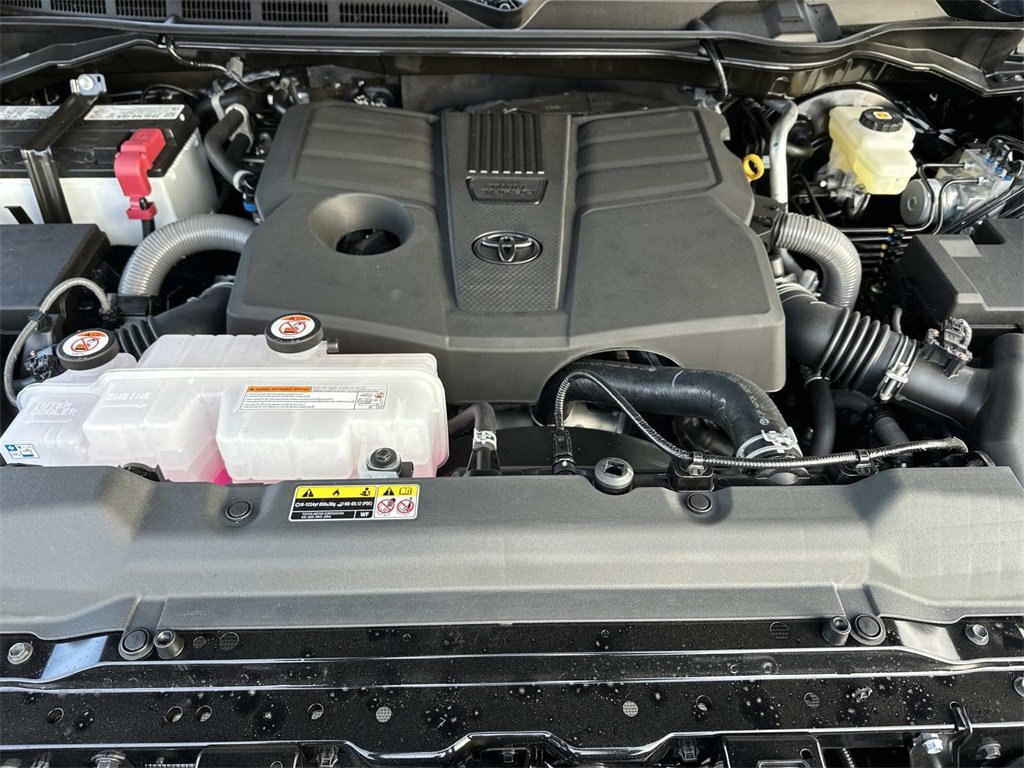 New 2026 Toyota Tundra SR image 10