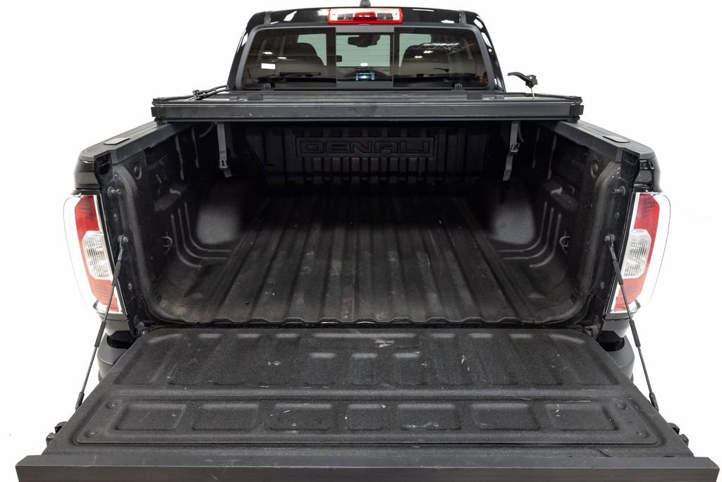 Used 2022 GMC Canyon Denali AWD/4WD image 32