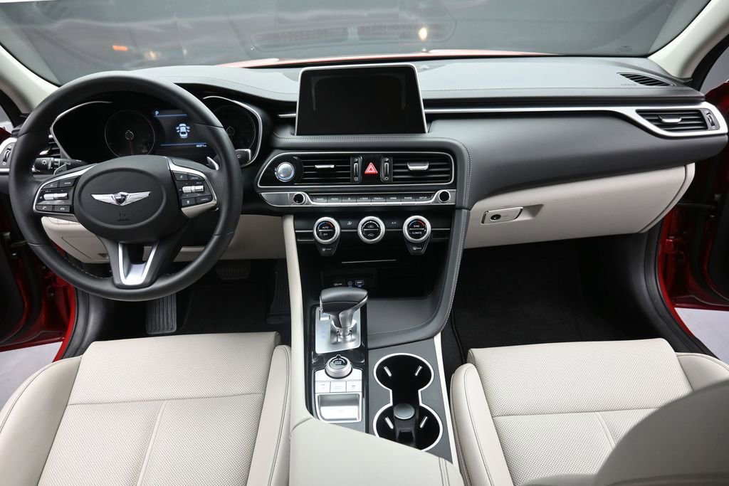 Used 2020 Genesis G70 2.0T RWD image 12