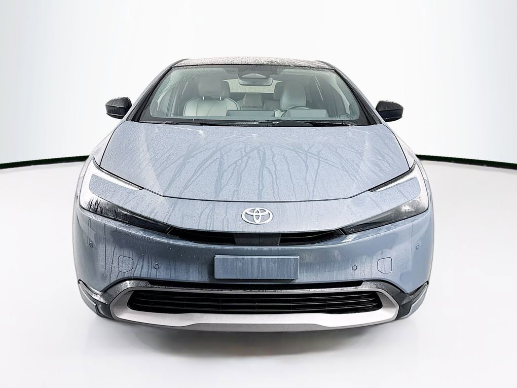 Used 2024 Toyota Prius Limited image 2