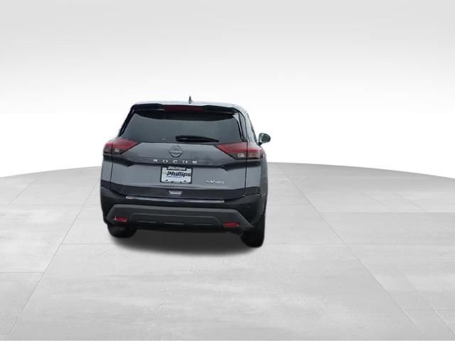 Used 2023 Nissan Rogue SV image 10