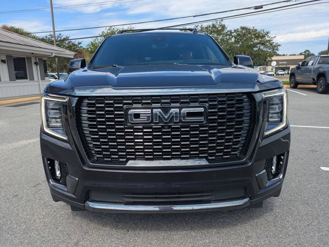 Used 2023 GMC Yukon Denali Ultimate AWD/4WD image 10