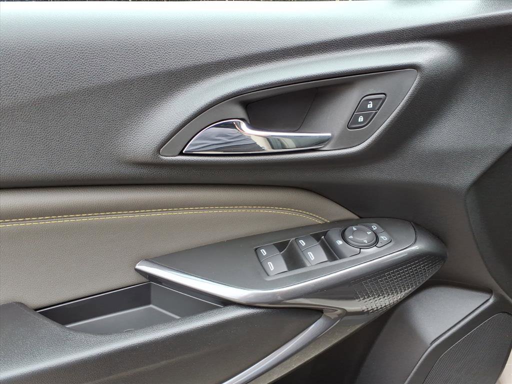 New 2026 Chevrolet Trax ACTIV w/ Sunroof Package image 11