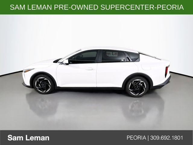 Used 2025 Kia K4 EX image 4