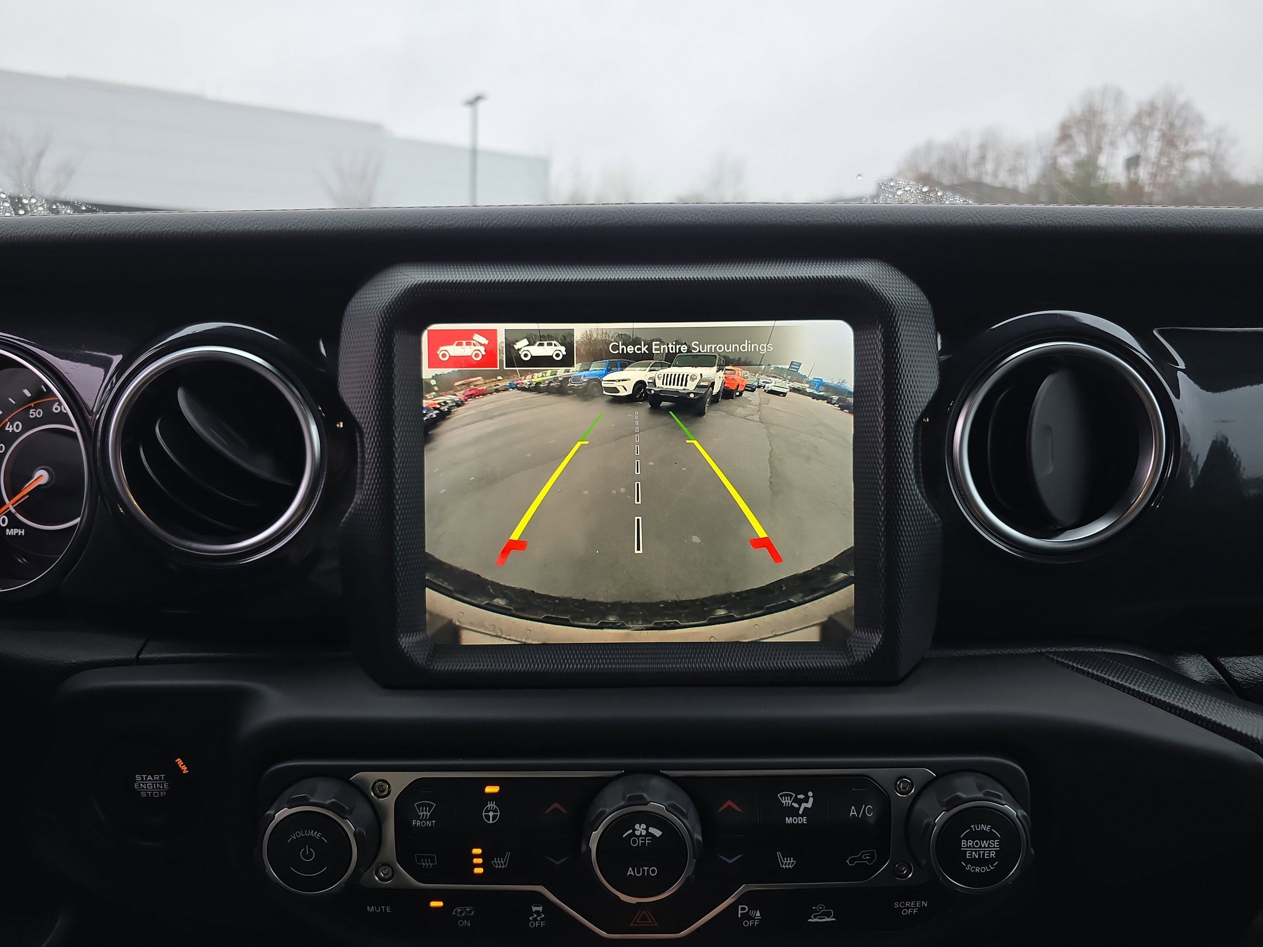 Used 2023 Jeep Wrangler Unlimited Rubicon 392 image 28