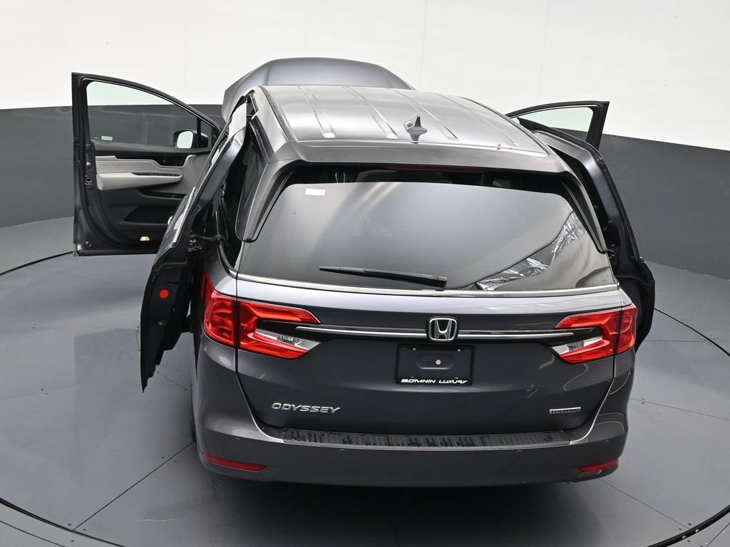 Used 2021 Honda Odyssey Touring image 32