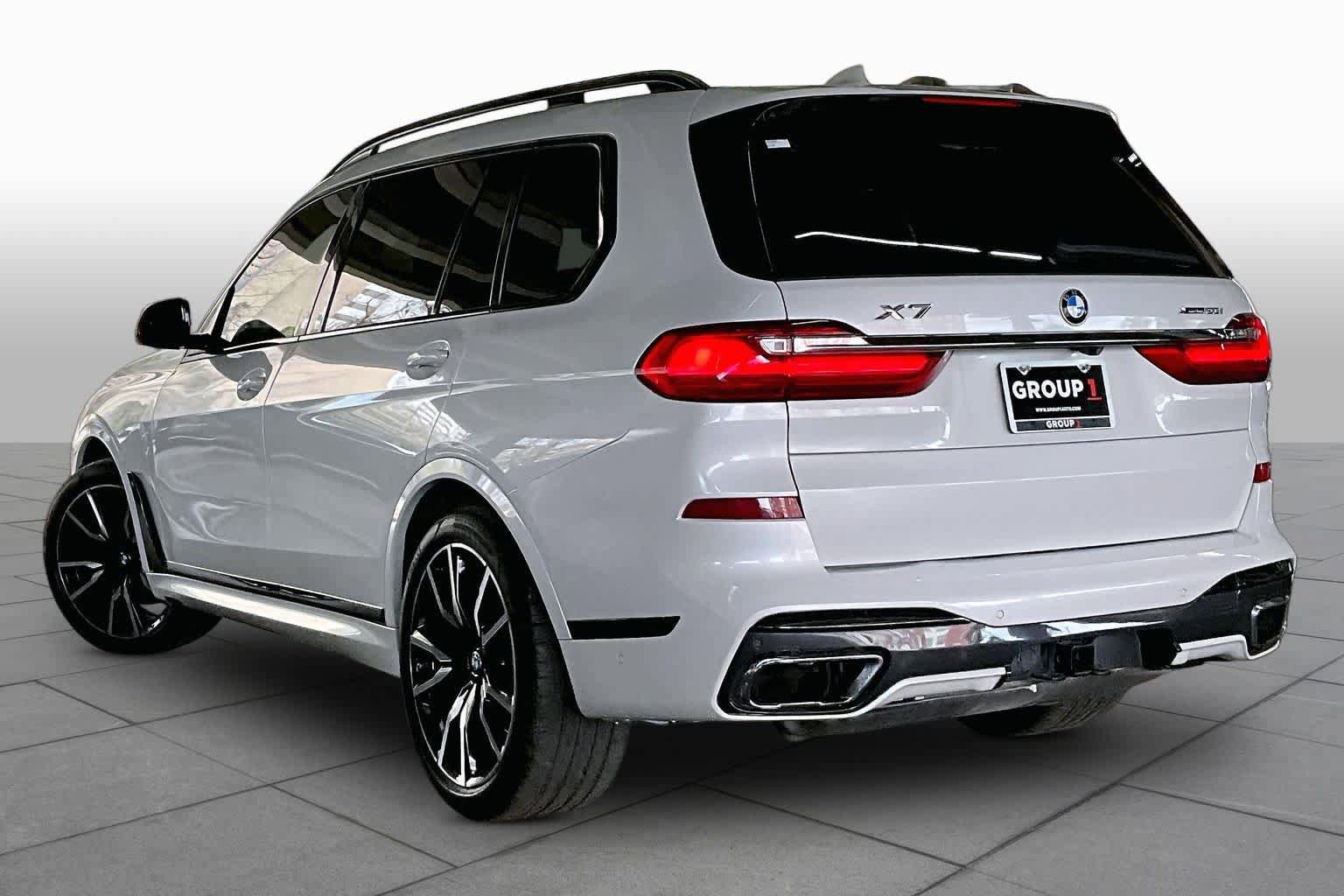 Used 2019 BMW X7 xDrive50i w/ M Sport Package AWD/4WD image 11