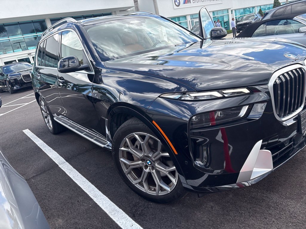 Certified 2024 BMW X7 xDrive40i w/ Climate Comfort Package AWD/4WD image 1